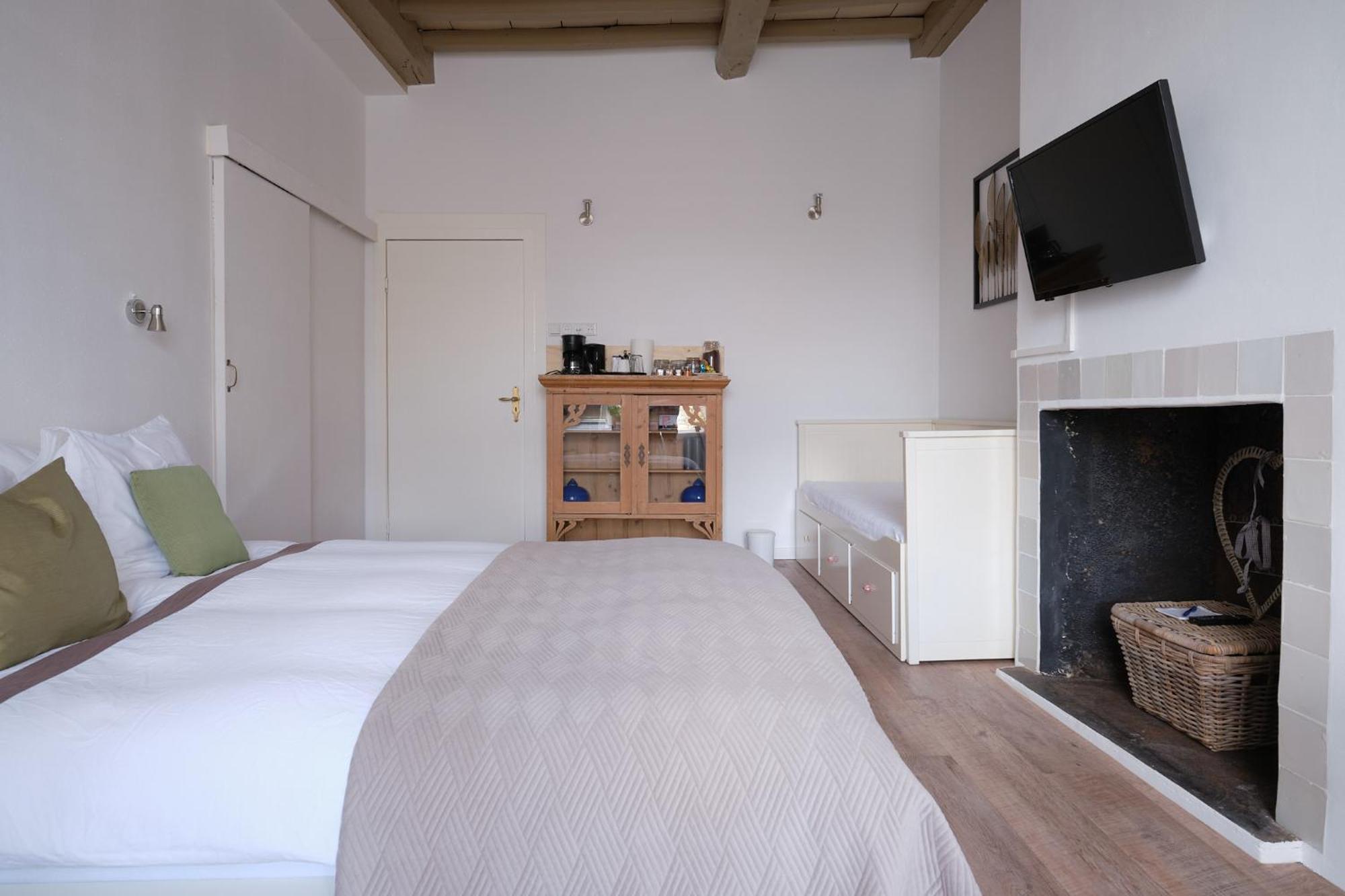 Het Gecroonde Swaert B&B Middelburg Esterno foto