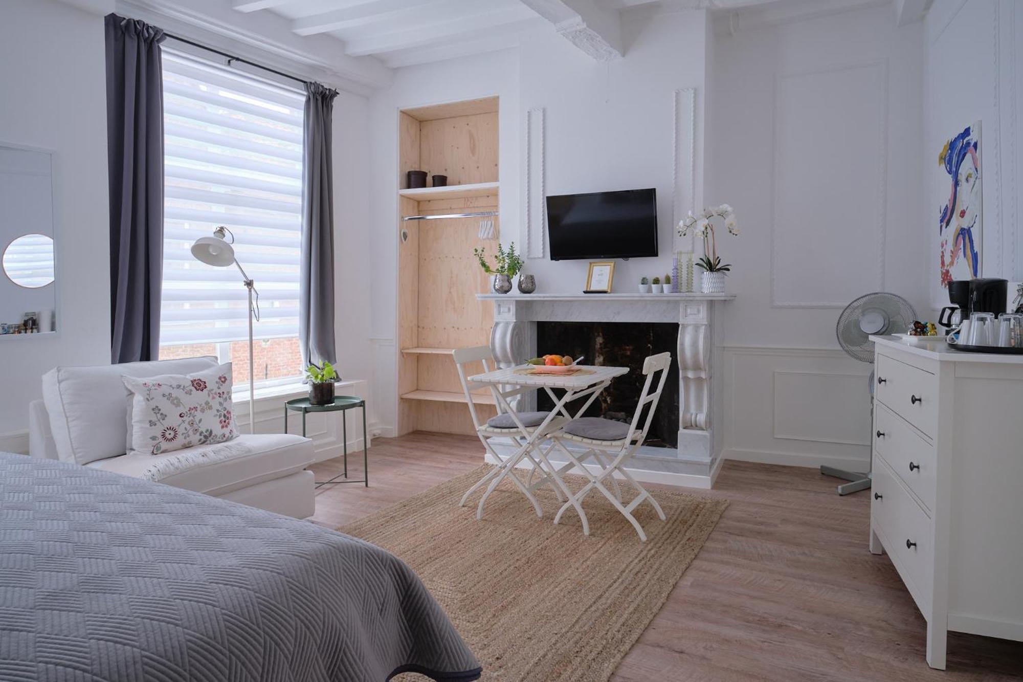 Het Gecroonde Swaert B&B Middelburg Esterno foto